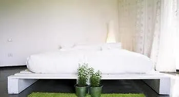 Eroma Hotel *